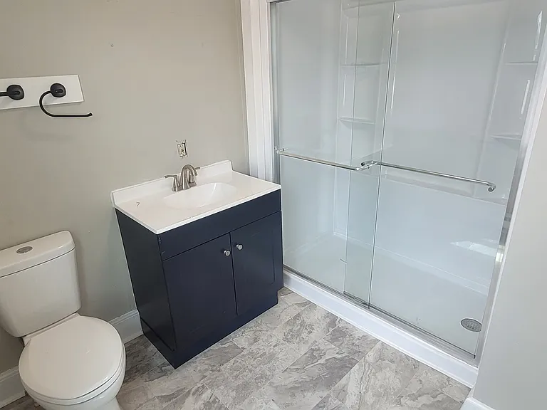 21 Pine St #4 — Photo 6