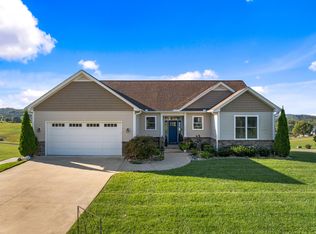 4086 Harbor View Dr, Morristown, TN 37814