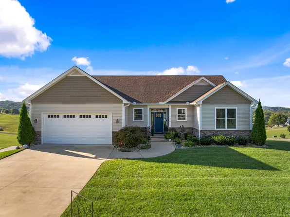 4086 Harbor View Dr, Morristown, TN 37814