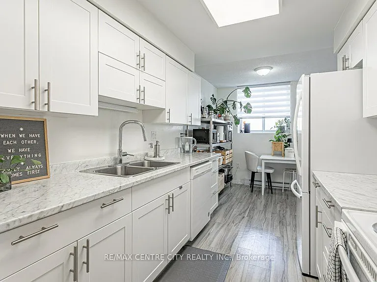 127 Belmont Dr #908 — Photo 20