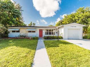 7050 SW 5th Ct, Pembroke Pines, FL 33023