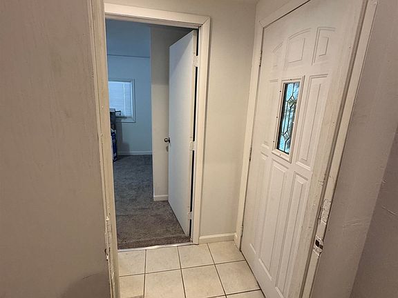 5th image of 3871 Oak Grove Rd