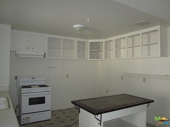 4th image of 11400 Verbena Dr