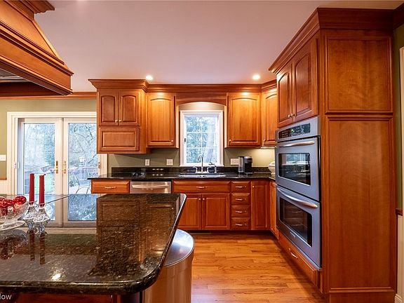 4th image of 2288 Leeway Dr