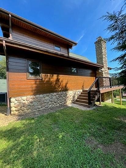 1st image of 780 Valleywood Heights Dr