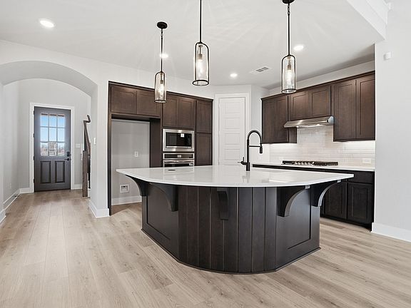 2nd image of 1104 Bolden Ave