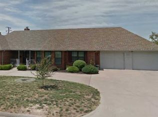 2555 E 11th St, Joplin, MO 64801