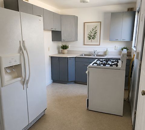 3rd image of 1800 9th Ave S APT 12