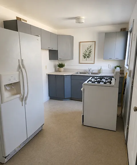 Phoenix On 10th — Photo 2