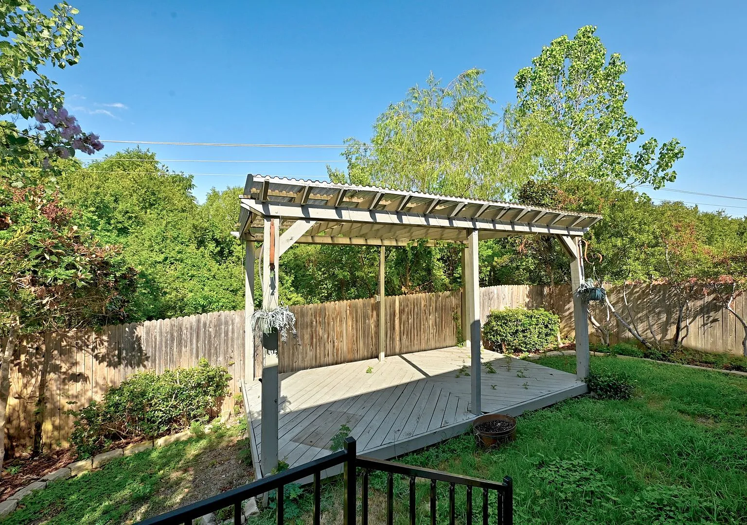 Welcome to Wonderful! Gorgeous home on Greenbelt Available Now! — Photo 3