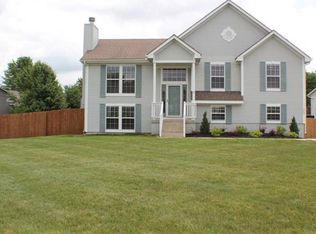 408 Farm Pl, Belton, MO 64012