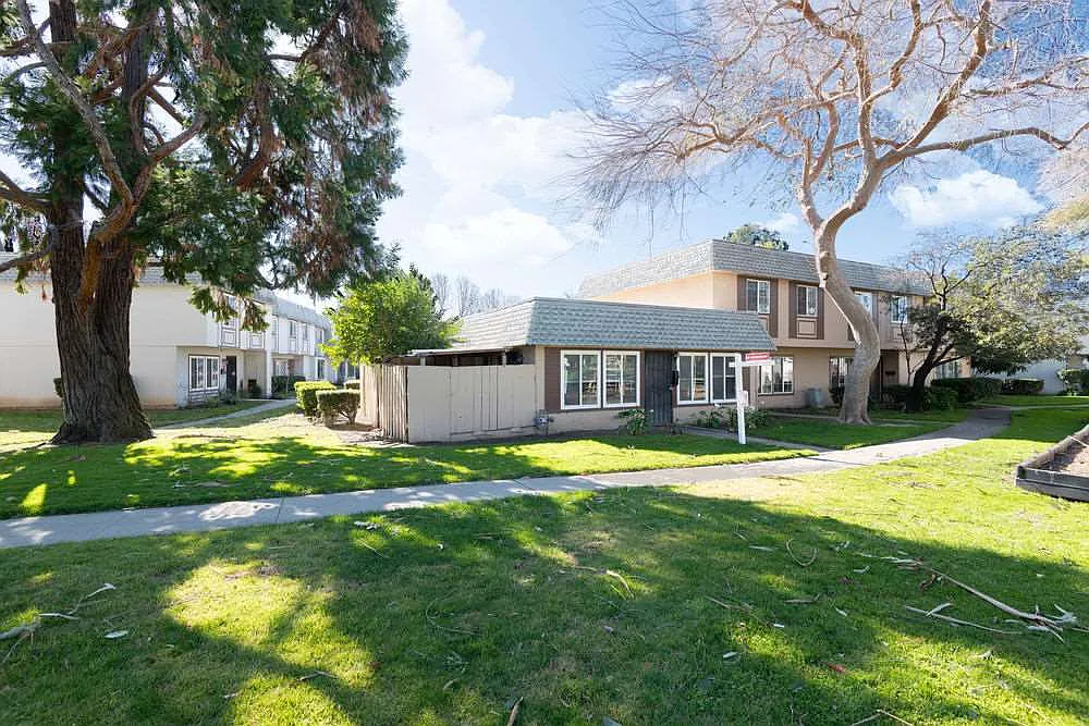 285 Cartago Ct photo 1