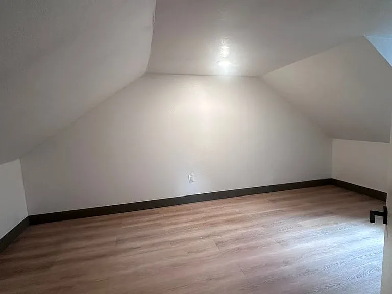 886 Tahoe Island Dr — Photo 10