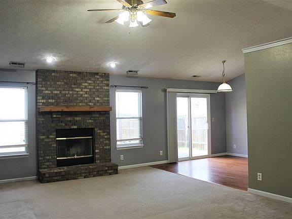 2nd image of 612 Braxton Dr N