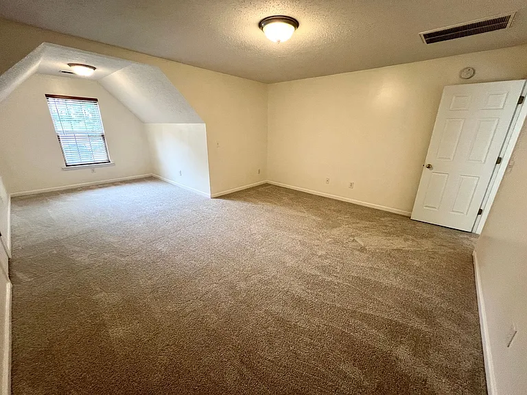 310 Wintergreen Rd — Photo 24