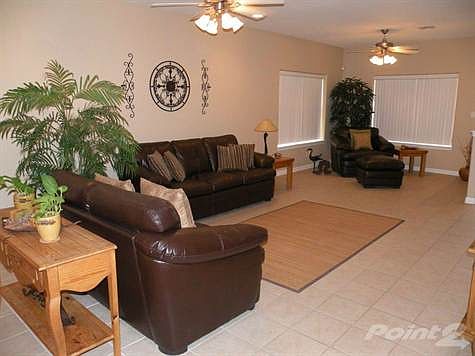 Living Area - View 1