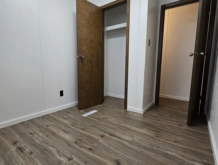6831 Jade Park Ave NE — Photo 19