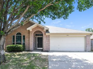 1345 Meadowbrook Ln, Crowley, TX 76036