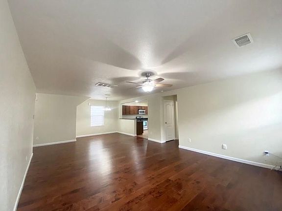 5th image of 8827 Summerset Meadow Ct