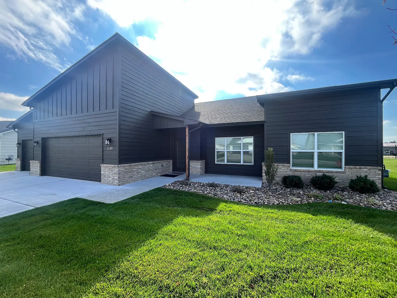 1145 Trek Cir — Photo 4