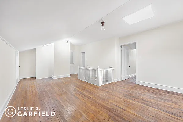 Rented by Leslie J. Garfield | media 12