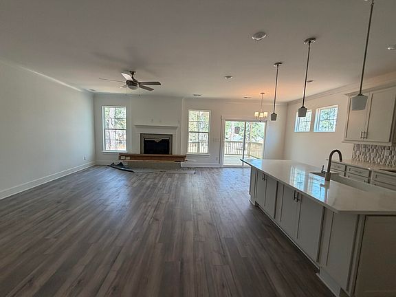 5th image of 433 True Cedar Way