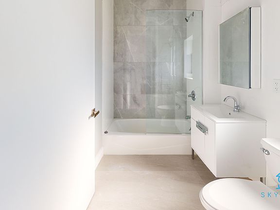 4th image of 948 Bergen St #4F