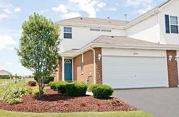 1st image of 2653 Foxwood Dr