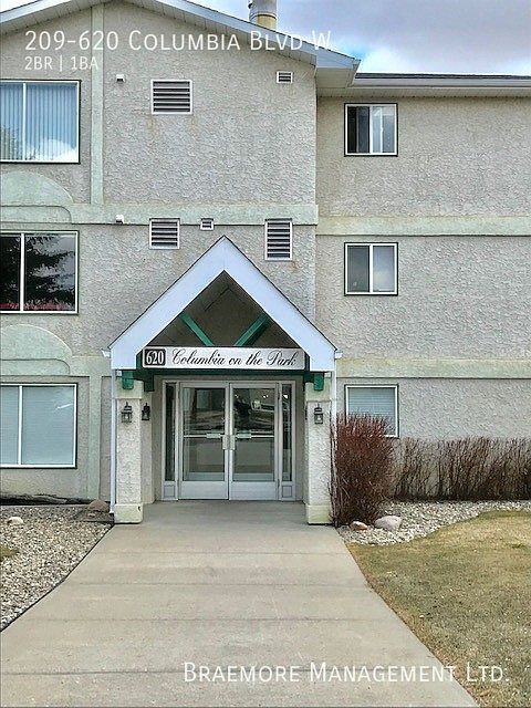 1st image of 620 Columbia Blvd W #209