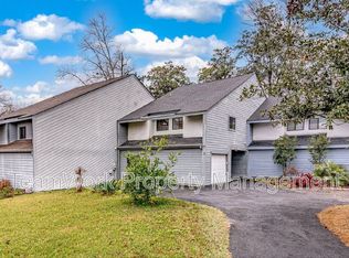 34 Arabian Dr, Charleston, SC 29407