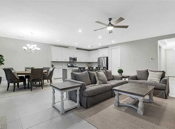 5th image of 19595 Estero Pointe Ln