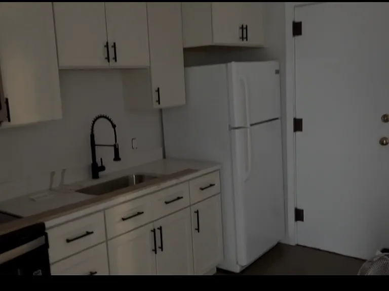 714 Broadway #11 — Photo 2