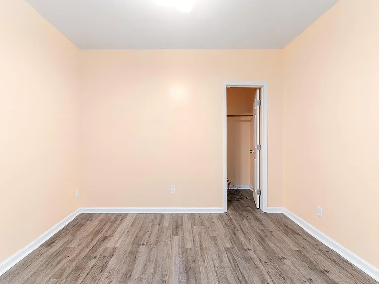 3665 Chestnut Dr #D2 — Photo 12