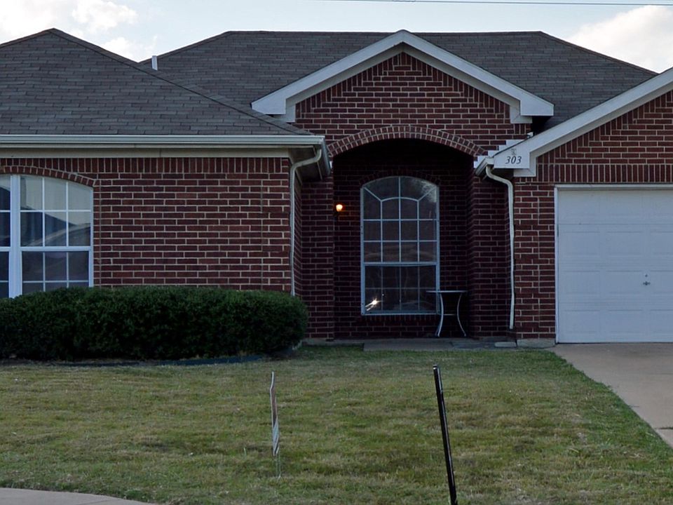 1st image of 303 Kingfisher Ln
