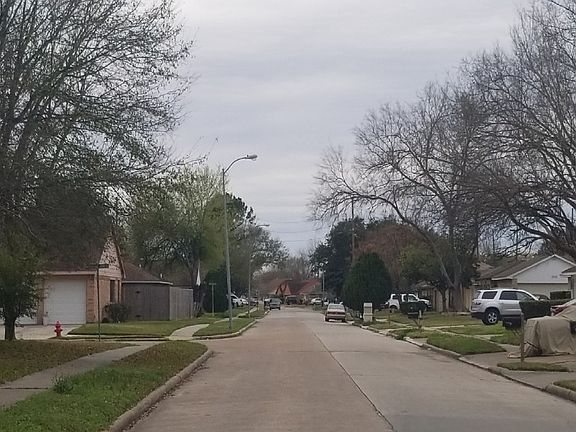 5th image of 2747 N Camden Pkwy
