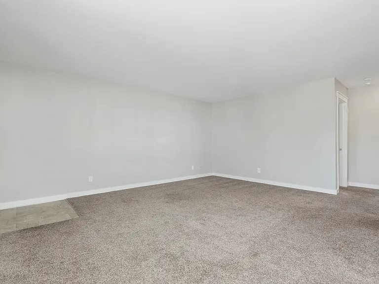 418 Stow Ave S #3 — Photo 17