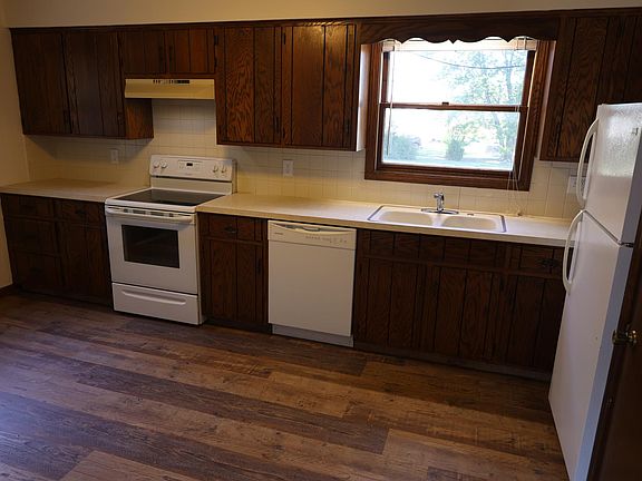 2nd image of 405 Navaho St