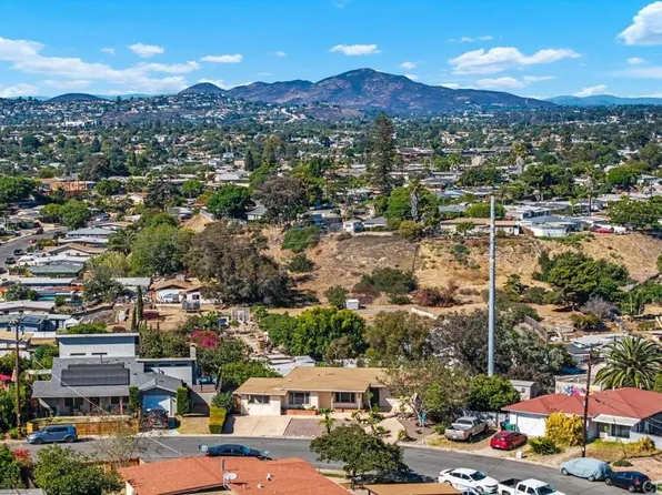 6052 Dwight St, San Diego, CA 92115