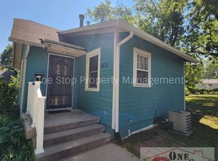 6432 Overton Ave, Raytown, MO 64133