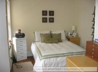 936 W Waveland Ave #2, Chicago, IL 60613