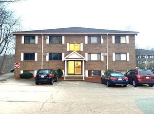 45 Macy St APT 101A, Amesbury, MA 01913