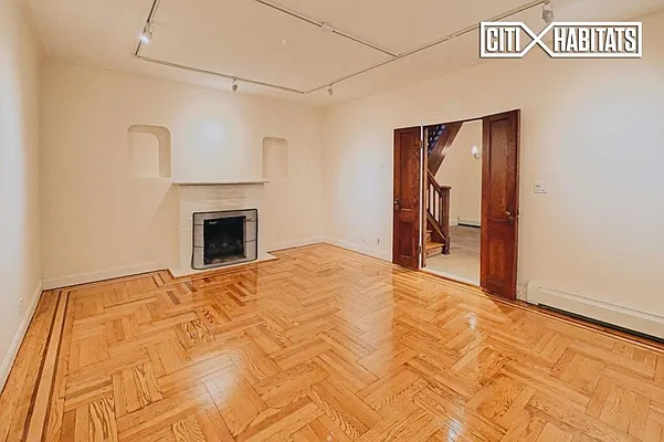 Rented by Abode Residential LLC | media 5