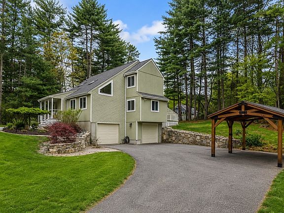 2nd image of 65 Briarcliff Ln