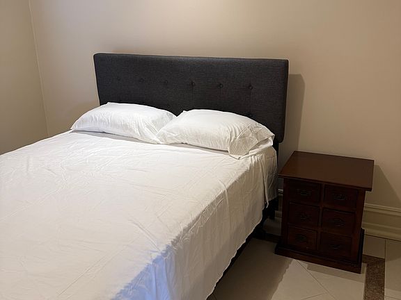 4th image of 2601 Amelia St APT 106