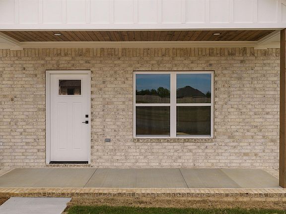 5th image of 13 Odessa Davis Dr