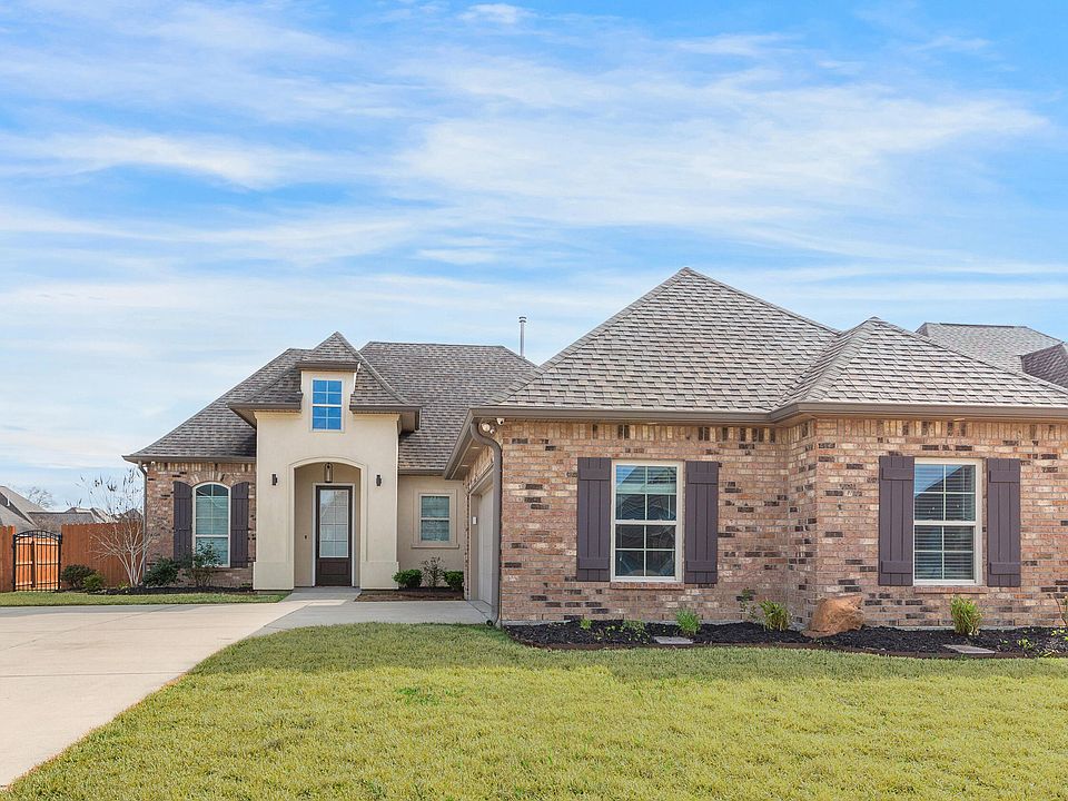 1st image of 301 Brianna Ln