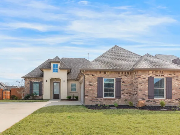 301 Brianna Ln, Broussard, LA 70518