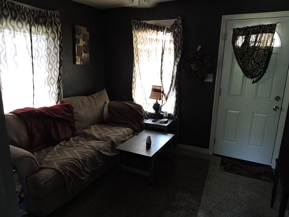 5th image of 817 W Woodland Ave