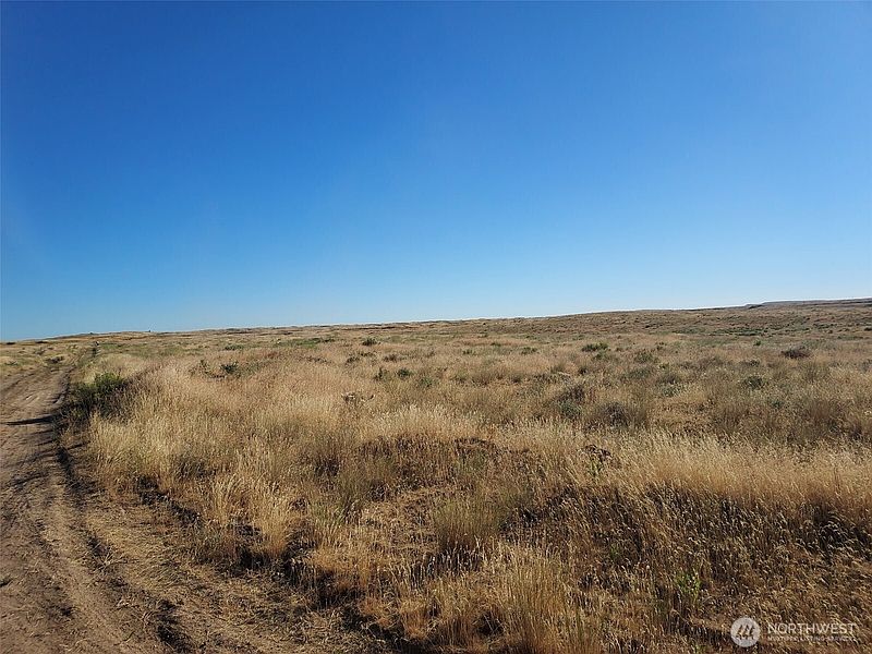 2nd image of 100 Seven Springs Dairy Road