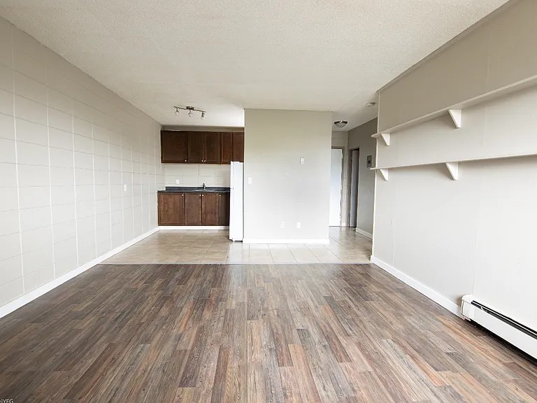10040 152nd St NW — Photo 10